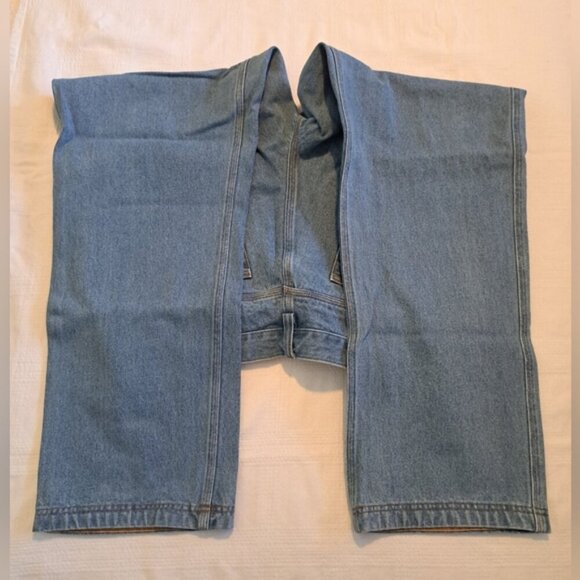 Duluth Trading Co men's size 38 x 32 light wash jeans, VGUC - Picture 3 of 7